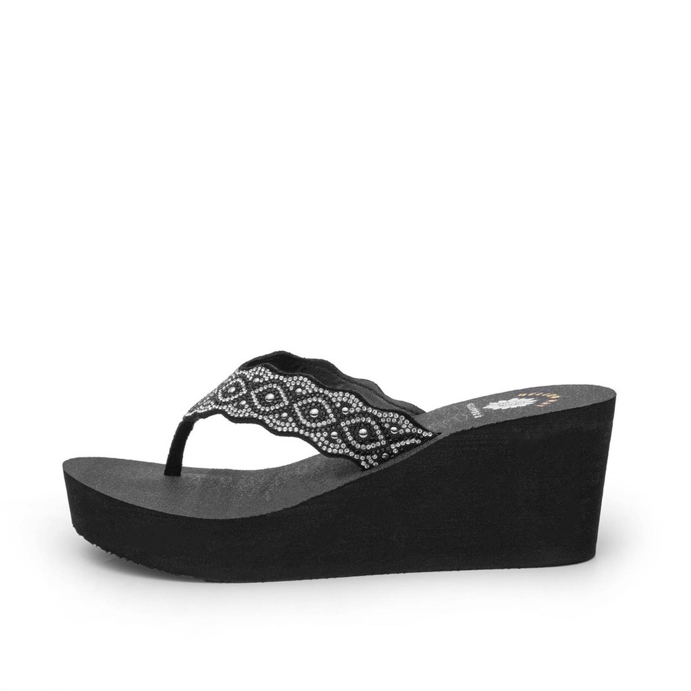 Yellow  box Winny BLACK Wedge Sandal MEDIUM WIDTH NEW IN BOX